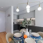 Joao Regras 321 By Lovelystay Apartamento *