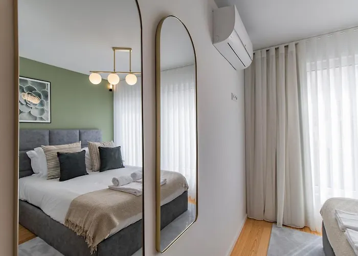 Joao Regras 321 By Lovelystay