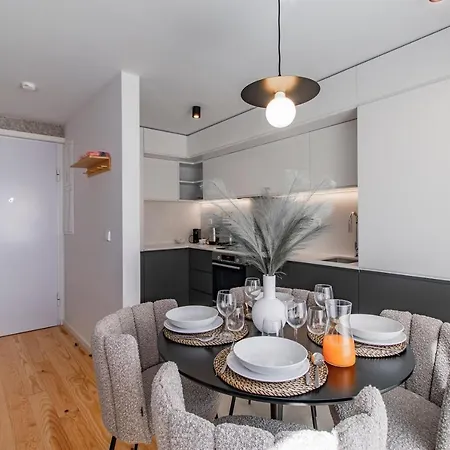 Joao Regras 321 By Lovelystay Porto