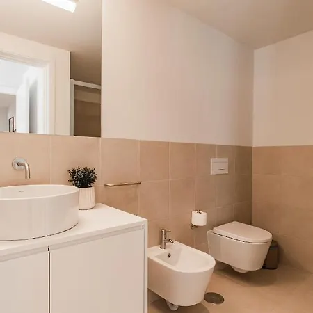 Joao Regras 321 By Lovelystay Porto