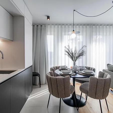 Joao Regras 321 By Lovelystay Porto