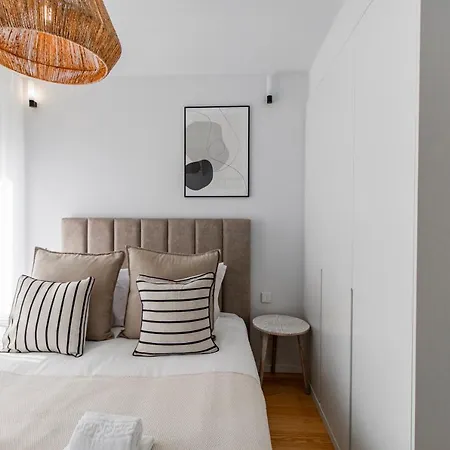 Joao Regras 321 By Lovelystay דירה