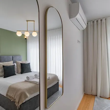 Joao Regras 321 By Lovelystay