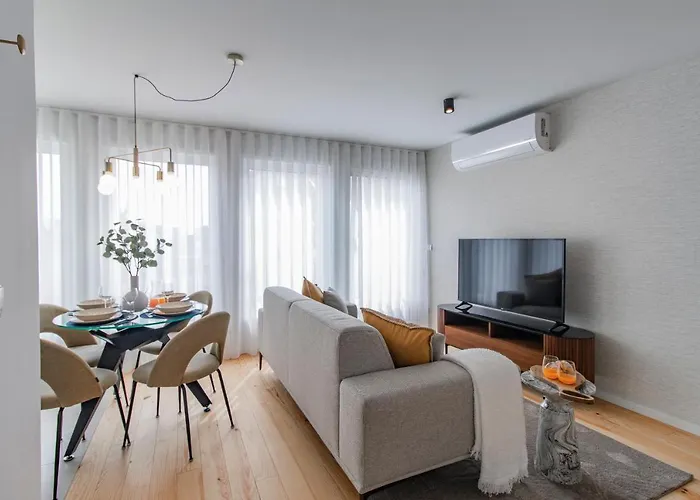 Joao Regras 321 By Lovelystay * Porto