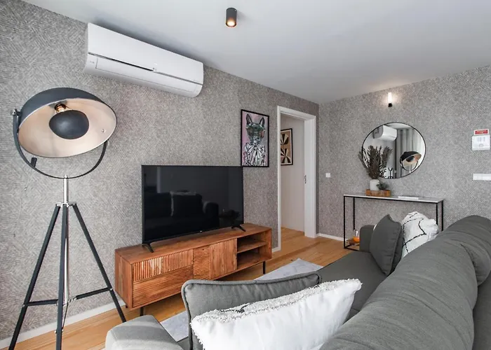 Apartment Joao Regras 321 By Lovelystay *