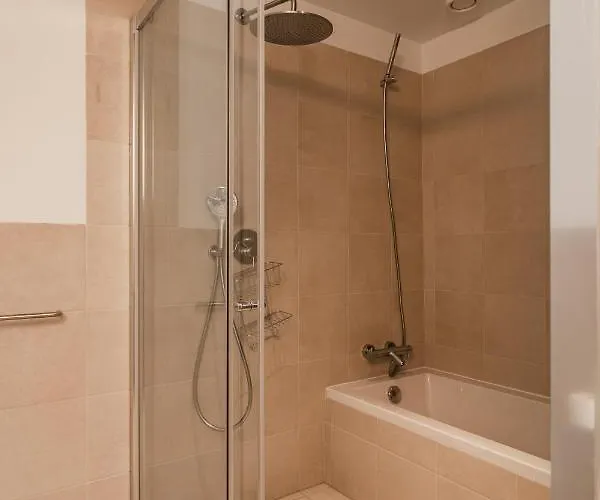 Joao Regras 321 By Lovelystay Apartment